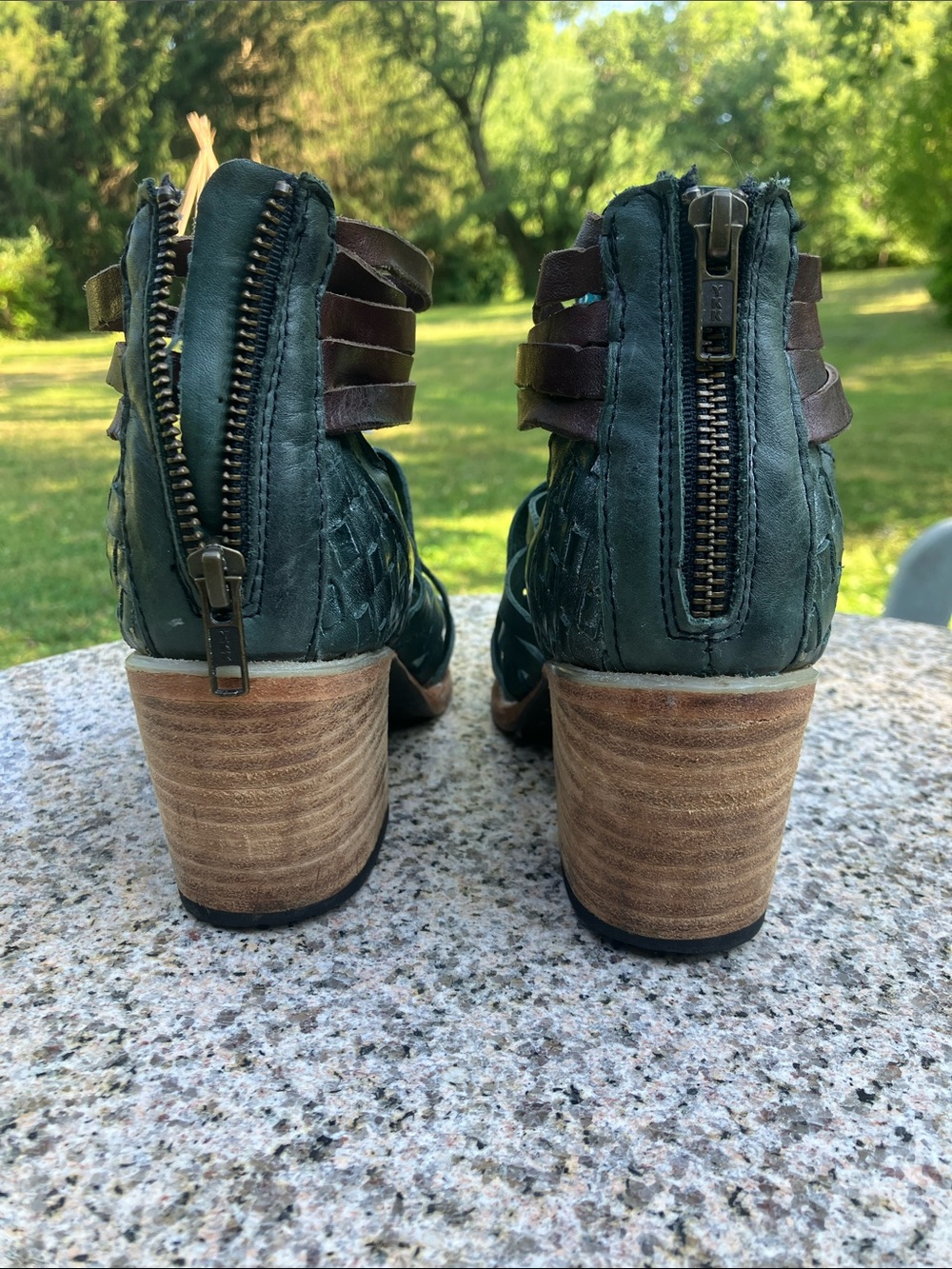 FreeBird by Steven Penny Blue Multi Woven Sandals 7 - Picture 4 of 10